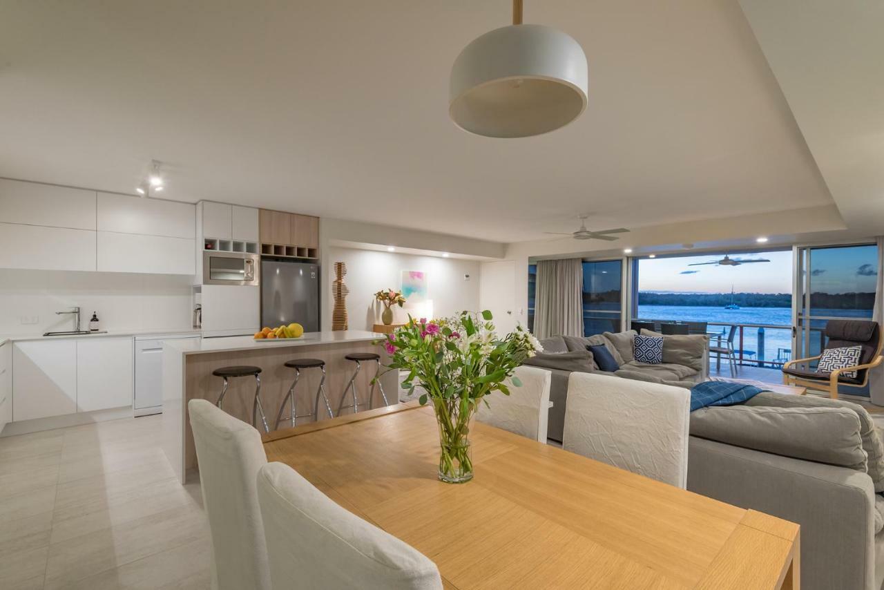 Anchorage - Riverfront Luxury On Gympie Terrace 누사빌 외부 사진